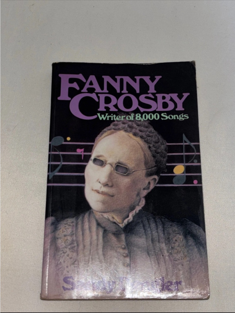 Classic Assorted Paperback Book Stack - Multicolor l - Picture 5 of 9